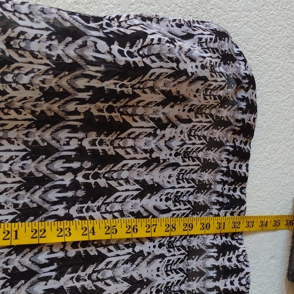 🖤 H&M Soft Sheer Black, White, Gray, Tan Print Sleeveless CoverUp Tunic Top US2 - Picture 6 of 12
